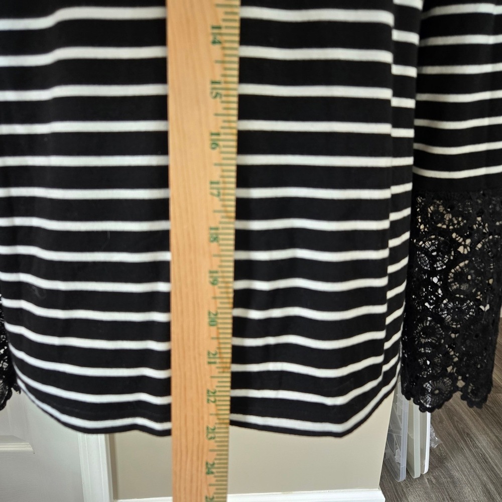 Long Sleeve Shirt with Lace Trim Medallion Buttons Casual Whimsygoth Shabby Chic - Picture 6 of 9